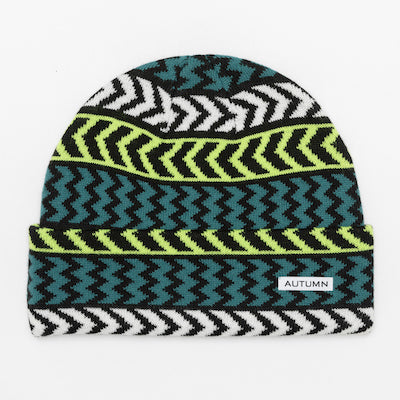 Autumn Chevron Beanie in Black 2024 - M I L O S P O R T