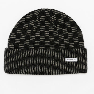 Autumn Squared Beanie in Black 2024 - M I L O S P O R T