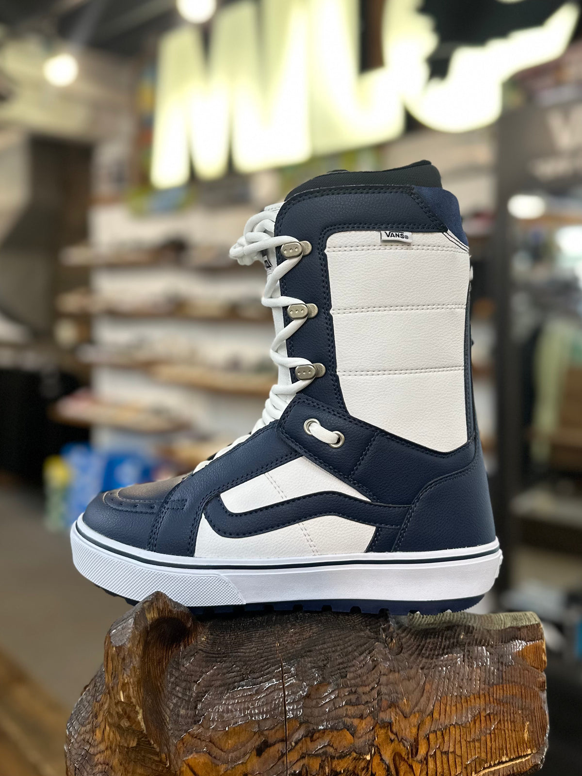 The Vans Mens Hi Standard OG Snowboard Boot 2025